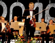 Neujahrskonzert 2016 mit Lui Chan und dem Kammerorchester "Festival Sinfonietta Linz"