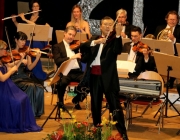 Neujahrskonzert 2016 mit Lui Chan und dem Kammerorchester "Festival Sinfonietta Linz"