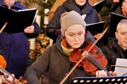 Weihnachtsmesse am Christtag – Zum Abschluss sangen alle „Stille Nacht, heilige Nacht“