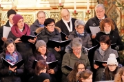 Weihnachtsmesse am Christtag – Zum Abschluss sangen alle „Stille Nacht, heilige Nacht“