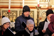 Weihnachtsmesse am Christtag – Zum Abschluss sangen alle „Stille Nacht, heilige Nacht“