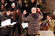 Weihnachtsmesse am Christtag – Zum Abschluss sangen alle „Stille Nacht, heilige Nacht“