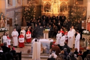 Weihnachtsmesse am Christtag – Zum Abschluss sangen alle „Stille Nacht, heilige Nacht“