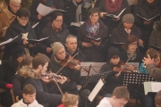 Weihnachtsmesse am Christtag – Zum Abschluss sangen alle „Stille Nacht, heilige Nacht“