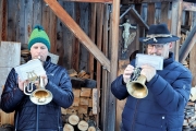 A guets Nuis 2018 allen in Mieming! – Die Musikkapelle überbrachte ihre Neujahrsgrüße heuer an einem Sonntag