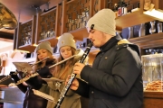 A guets Nuis 2018 allen in Mieming! – Die Musikkapelle überbrachte ihre Neujahrsgrüße heuer an einem Sonntag