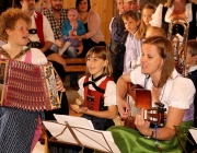 Volksmusikfestl “jodlschdu-jodlia“ – „Der Stadl in Untermieming bebte“