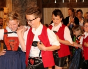 Volksmusikfestl “jodlschdu-jodlia“ – „Der Stadl in Untermieming bebte“