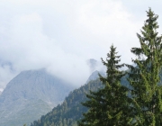 Wanderung im Mieminger Gebirge – Der Morgensonne entgegen