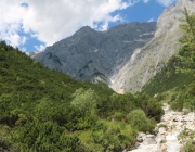 Wanderung im Mieminger Gebirge – Der Morgensonne entgegen