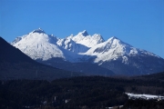 Sonnenwintertag in Mieming - viele waren draußen, denn das Wetter wird schlechter