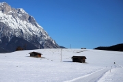 Sonnenwintertag in Mieming - viele waren draußen, denn das Wetter wird schlechter