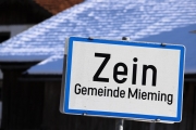 Sonnenwintertag in Mieming - viele waren draußen, denn das Wetter wird schlechter