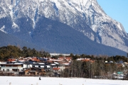 Sonnenwintertag in Mieming - viele waren draußen, denn das Wetter wird schlechter