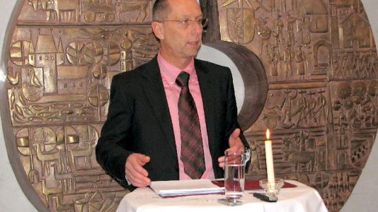 Bürgermeister Dr. Franz Dengg beim Neujahrsempfang 2012 in Mieming, Foto: Anni Fischer