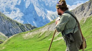 Almhirt Norbert Kluckner beim Viehauftrieb ins Felderer Tal, Foto: Michael Sonnweber