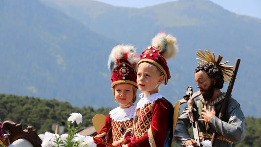 Isidori-Prozession - die Engel waren heuer Lionel Zotz und Emilian Spielmann, Foto: Knut Kuckel