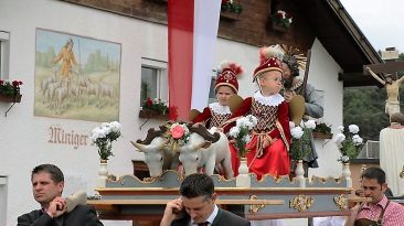 Isidori 2016 - Die beiden Engel waren heuer Raphael Wachter und Alexander Falch. Foto: Knut Kuckel