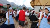 Dorffest" auf der Mieminger Alm im Gaistal, Foto: Knut Kuckel
