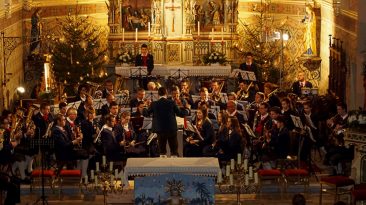 Weihnachtskonzert der Musikkapelle Mieming, Kapellmeister Sebastian Kluckner, Foto: Andreas Fischer