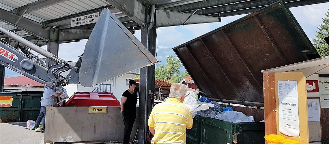 Recyclinghof in Untermieming - "Samstag ist Mülltag", Foto: Knut Kuckel
