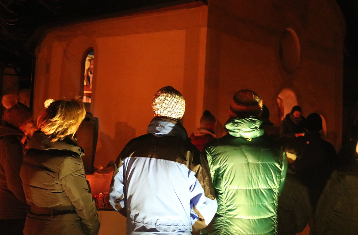Mieminger Adventkalender - Das 2. Adventfenster öffnet der Josefsverein in der Josefskapelle Obermieming, Foto: Mieming.online