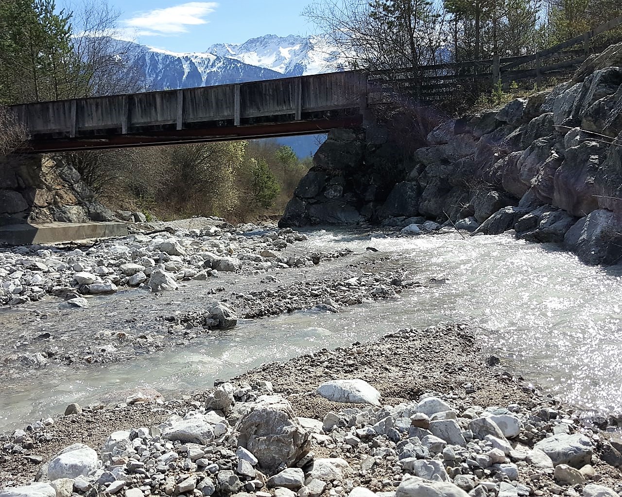Die alte "Untere Stöttlbrücke" im Frühling 2017, Foto: Knut Kuckel