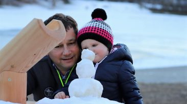 Kinderträume im Winter - das Badesee-Projekt nimmt Gestalt an. Foto: Knut Kuckel